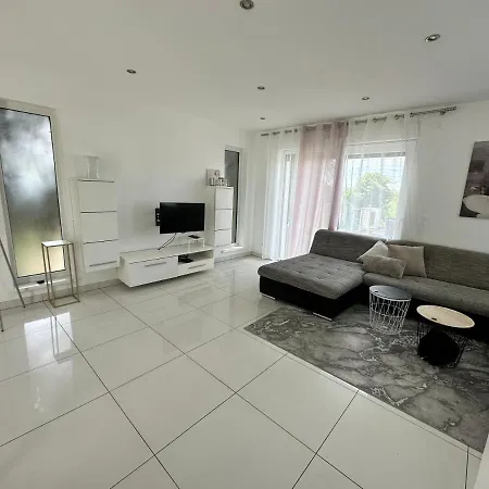 Foch 別荘 リンゴルスハイム